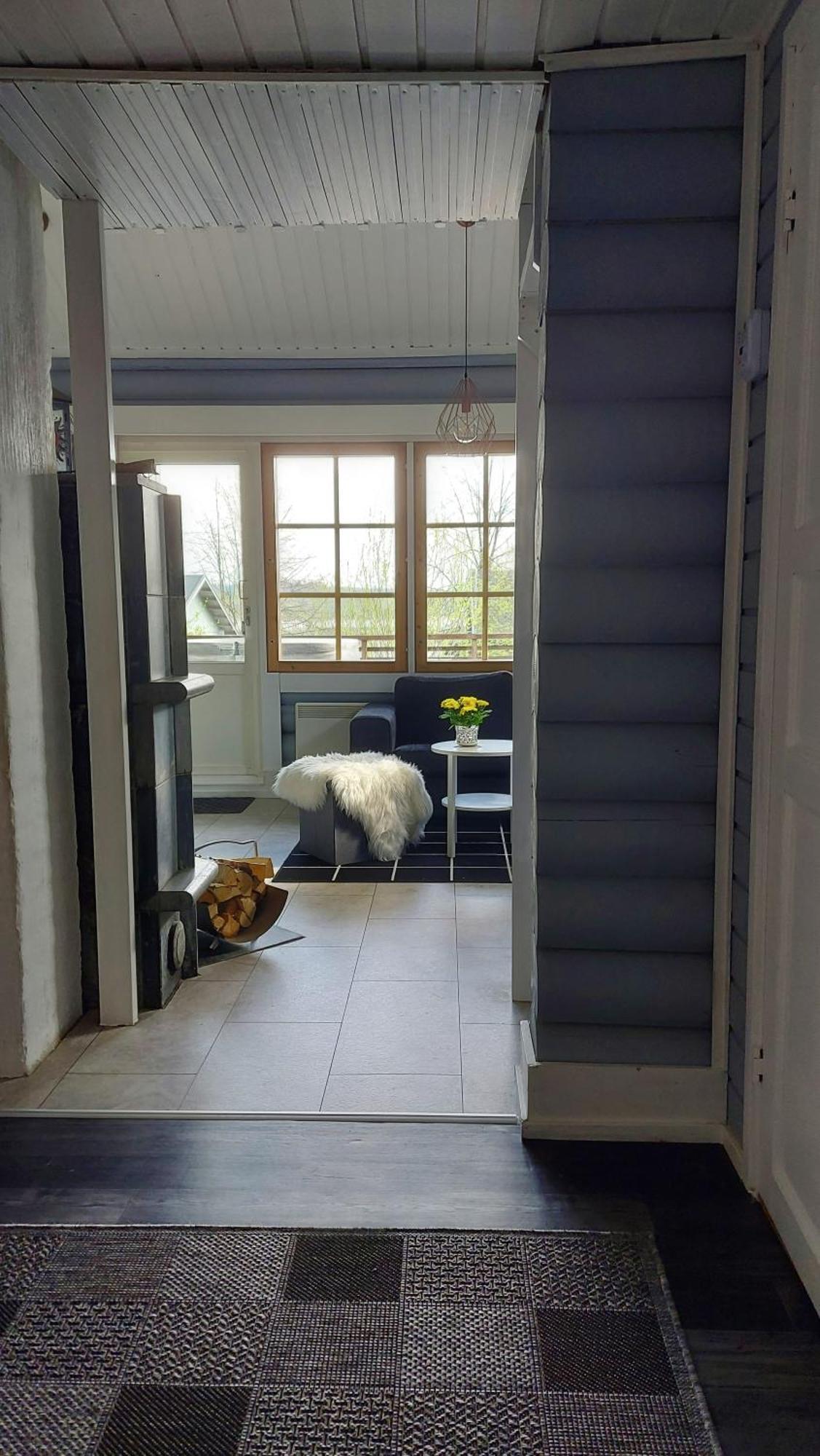 Soepoe Moekki Himoksella Palveluiden Vieressae Villa ยัมซา ภายนอก รูปภาพ